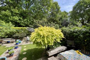 Photo 32- click for photo gallery